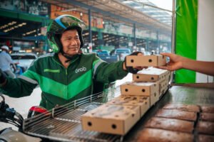 Lire la suite à propos de l’article Navigating the Roads: A Glimpse into the Life of a Grab Driver